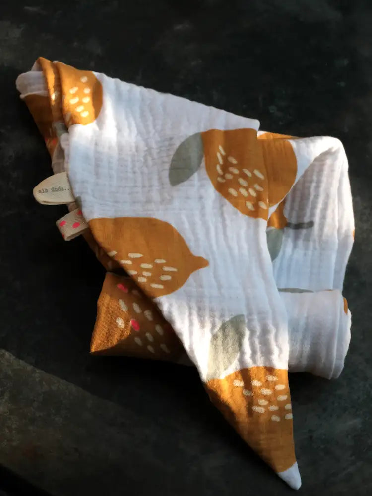 Breites Kopftuch aus Musselin, Zitronenprint, handbemalt