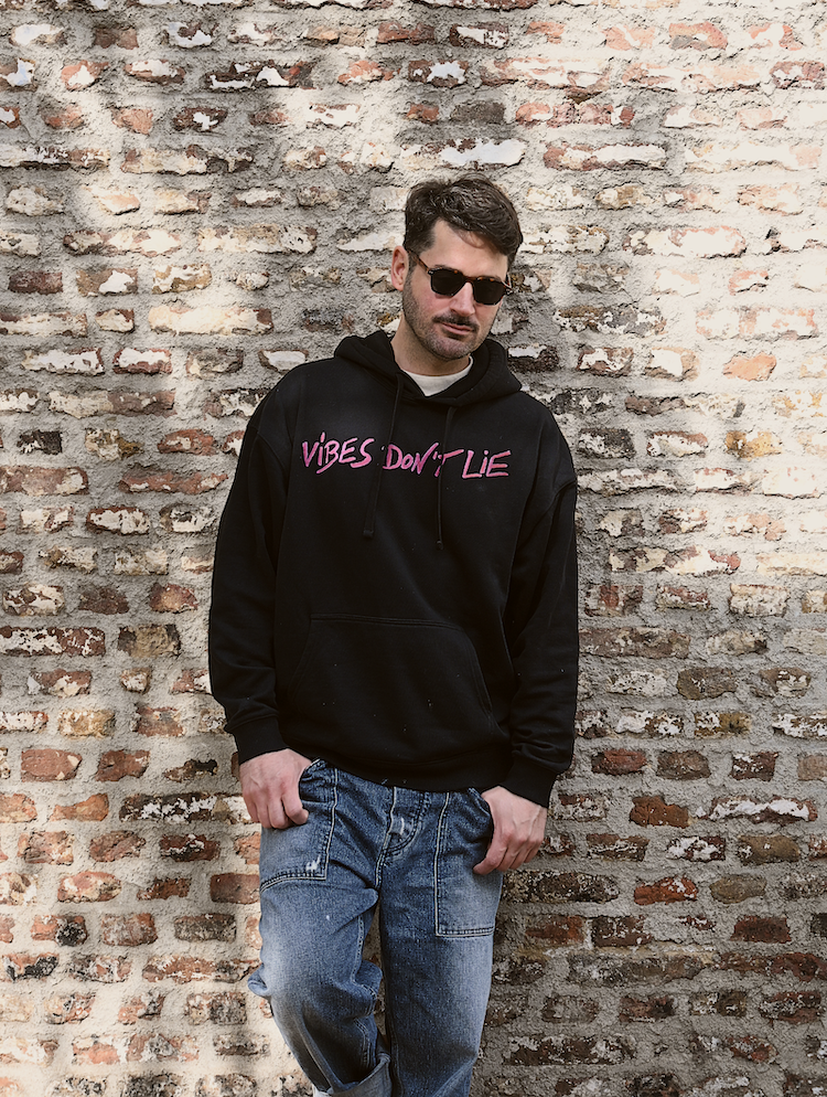 Oversized Hoodie «Vibes don't lie» aus Bio-Baumwolle