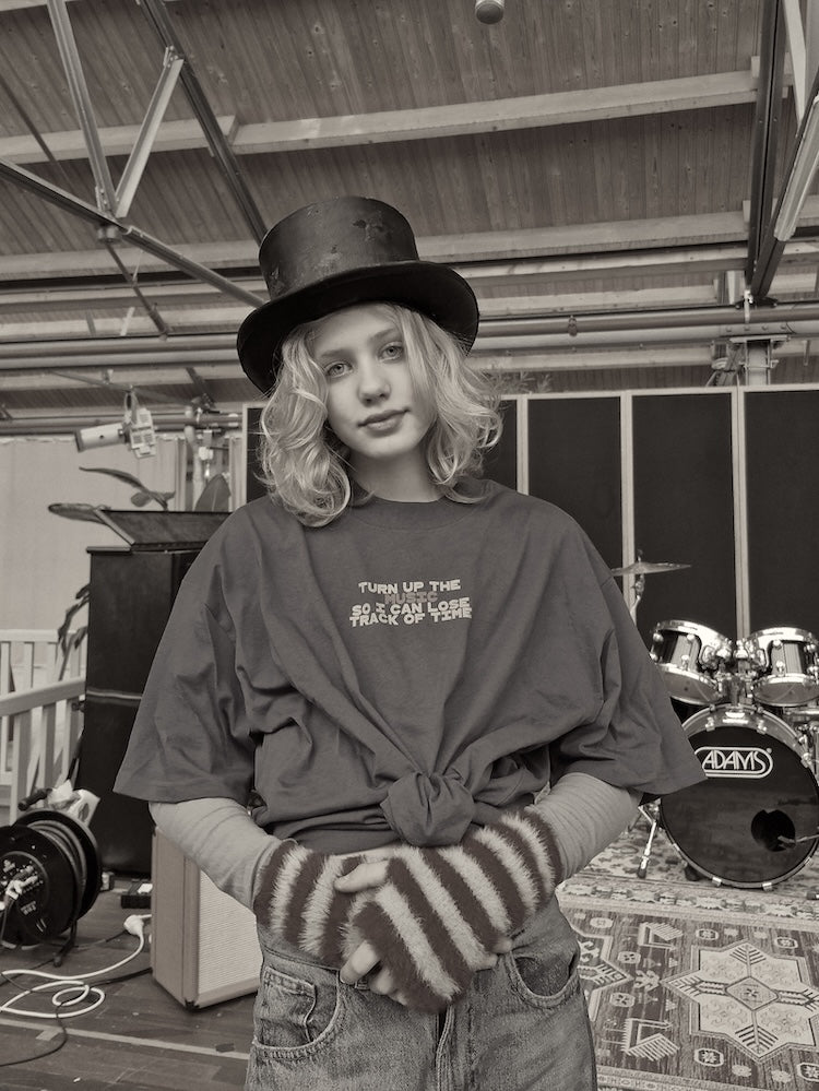 Oversized T-Shirt "Turn up the music" aus Bio-Baumwolle