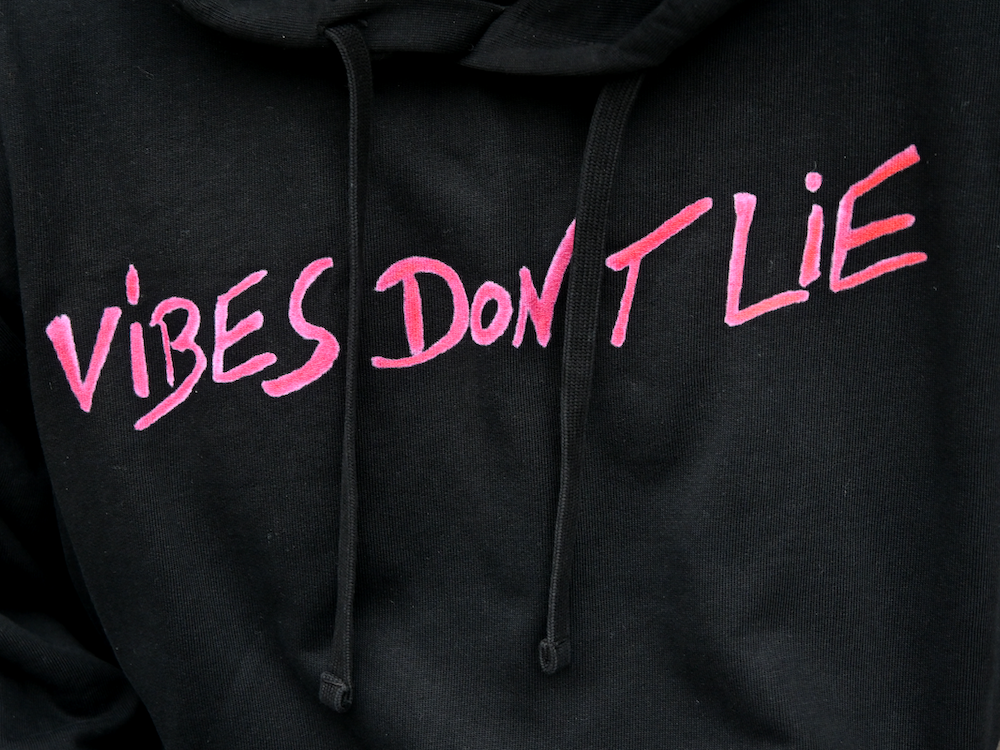 Organic Oversize Hoodie - vibes don't lie