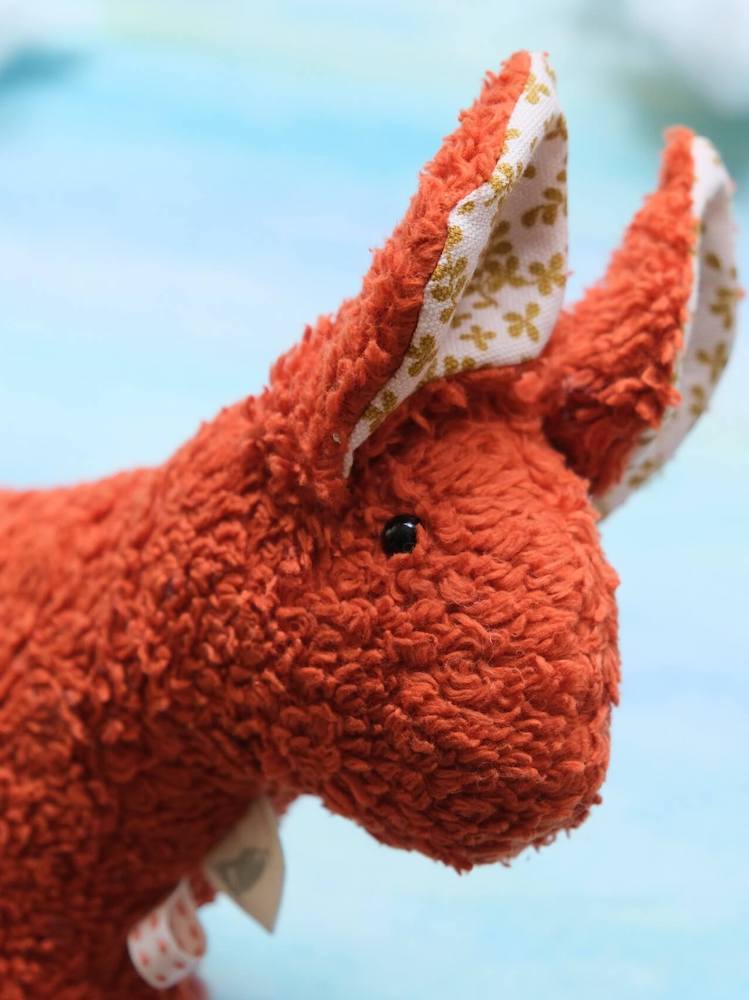 «Bobbie» Das Eichhörnchen in Rostrot
