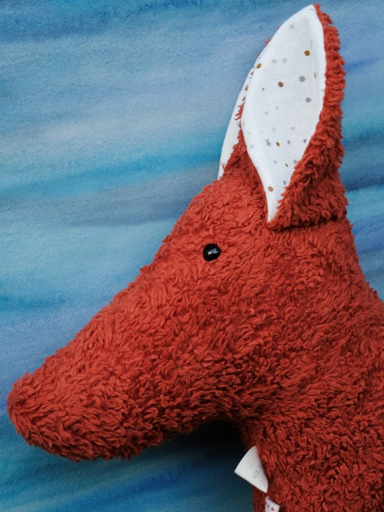 «Lennie» Der Fuchs, Groß in Rostrot