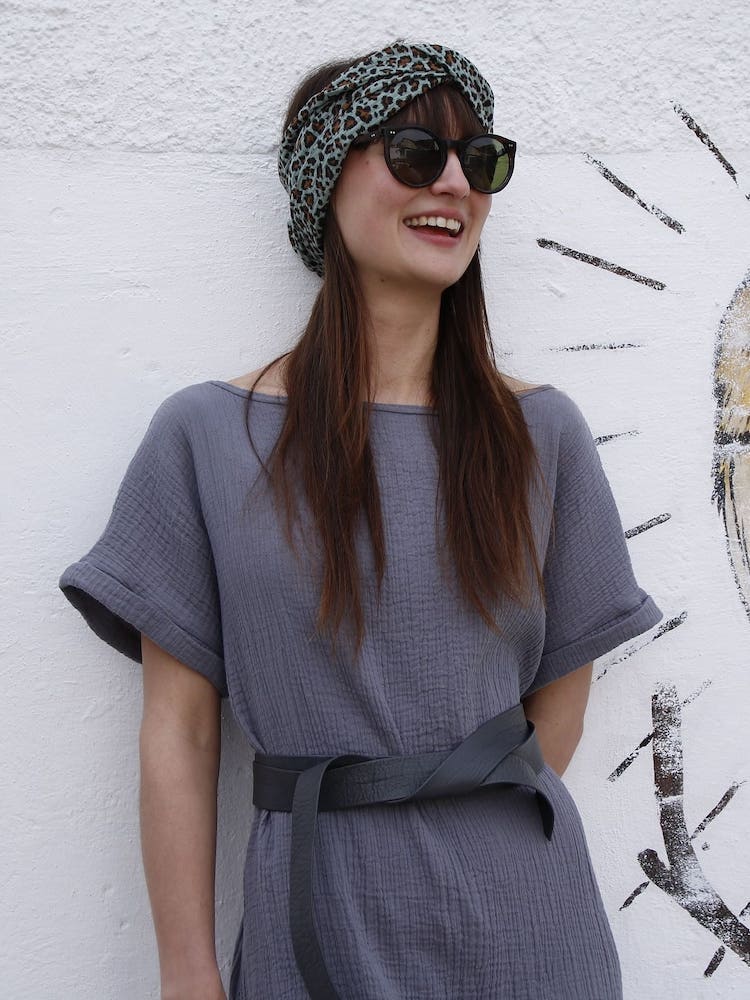Oversized muslin dress in grey