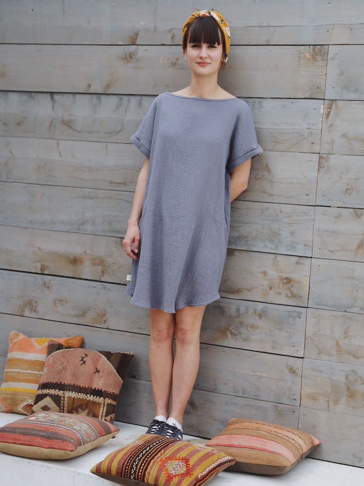 Musselin-Kleid, Oversized in Grau