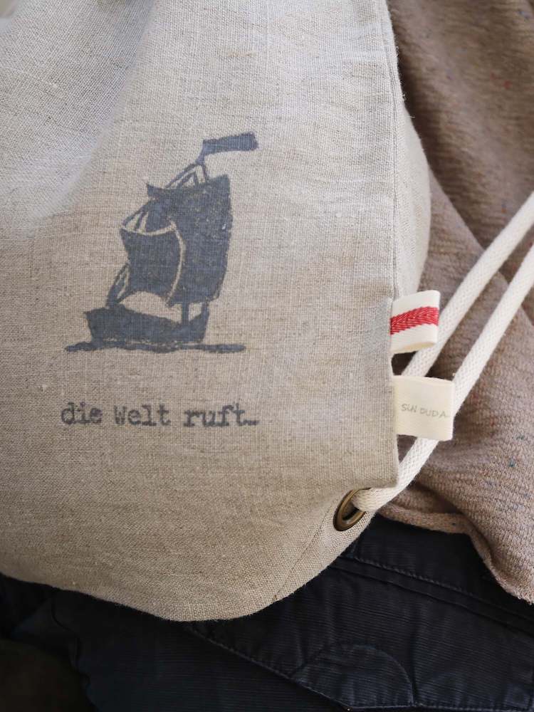 Leinen-Beutel, Beige mit Weißer Kordel und Segelschiffstempel