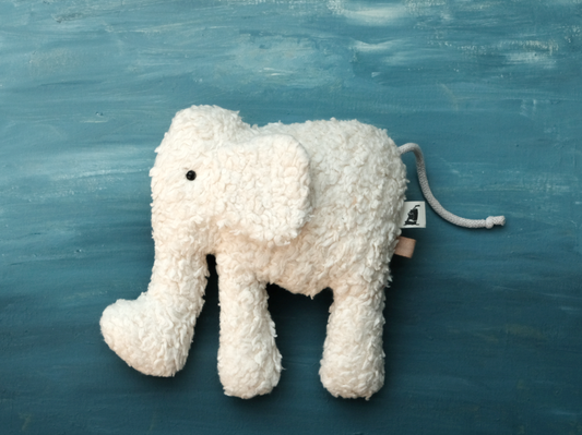 «Bo» Der Elefant in weiß