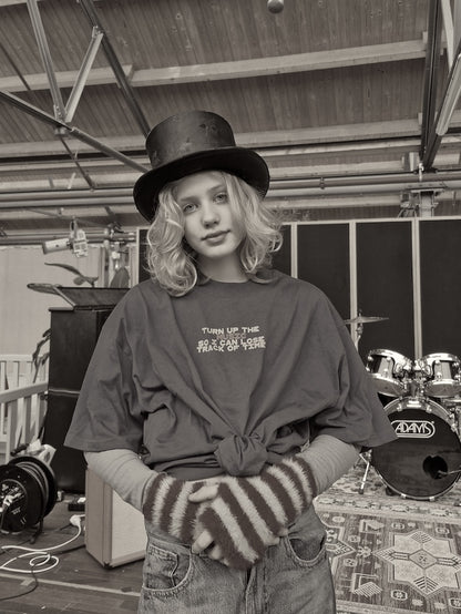 Oversized T-Shirt "Turn up the music" aus Bio-Baumwolle