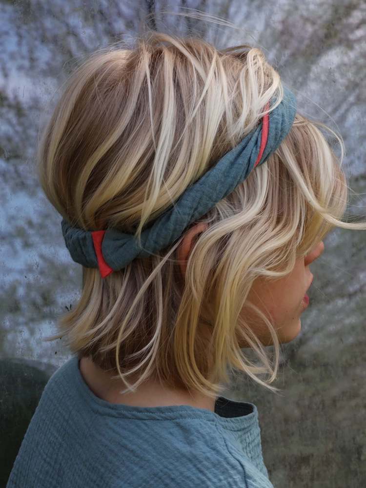 Narrow muslin hair band, mint with coral 