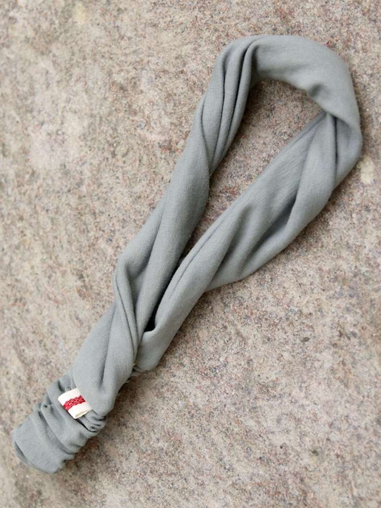 Narrow hairband made of light organic sweat, mint 